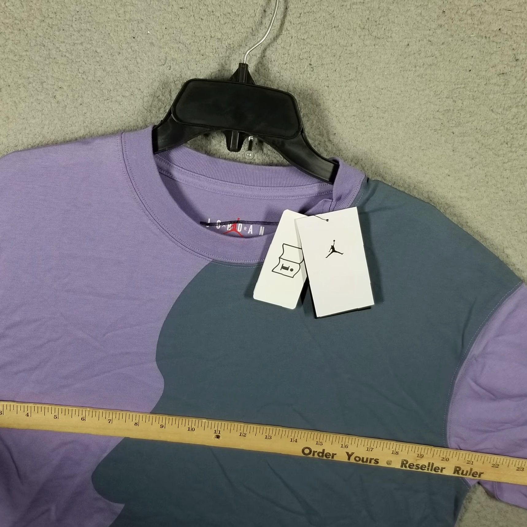 Jordan Brand Jordan T-Shirt Womens XS Purple Graphic Face Oversized Crew Neck FA23 Size XS / US 0-2 / IT 36-38 - 7 Thumbnail