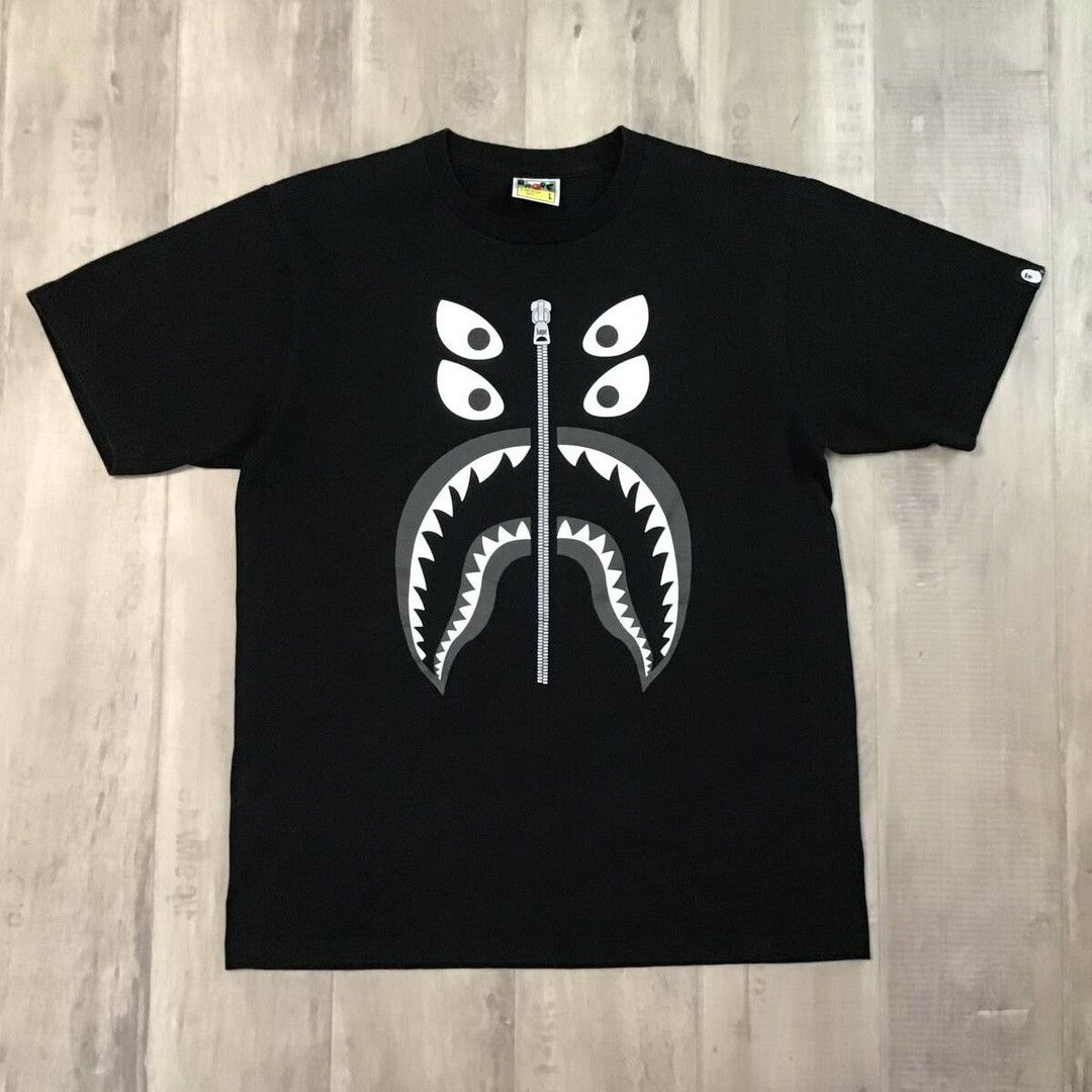 Bape × Bounty Hunter 💫Glow in the Dark💫 BAPE × BOUNTY HUNTER MAD Shark T-shirt Size US L / EU 52-54 / 3 - 2 Thumbnail