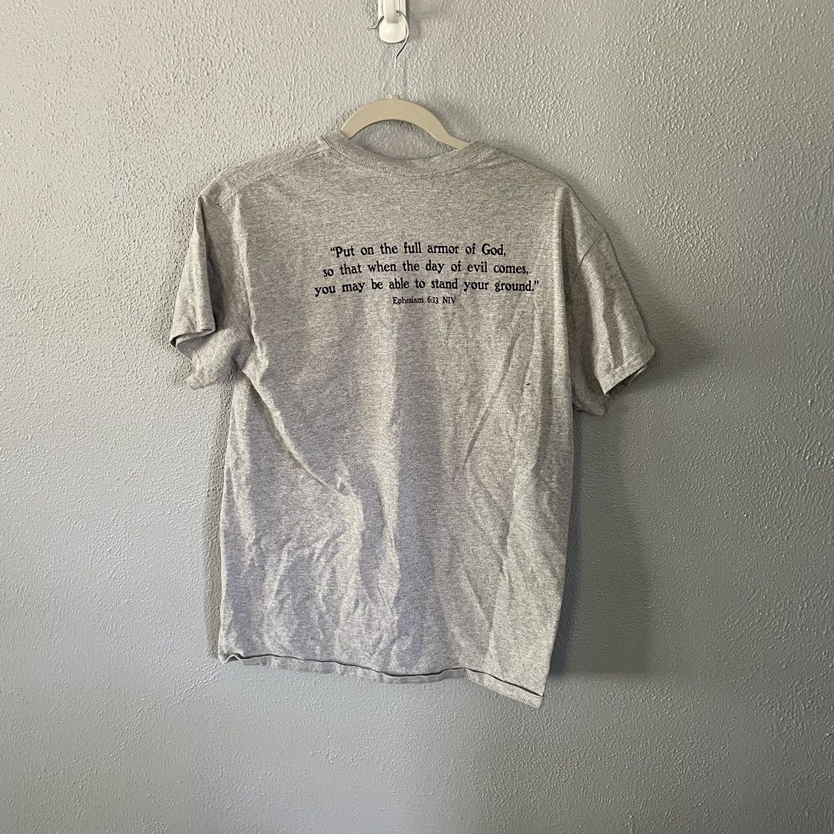Vintage Vintage Gildan Christian The Lords Army Graphic Tee Size M Size US M / EU 48-50 / 2 - 2 Thumbnail