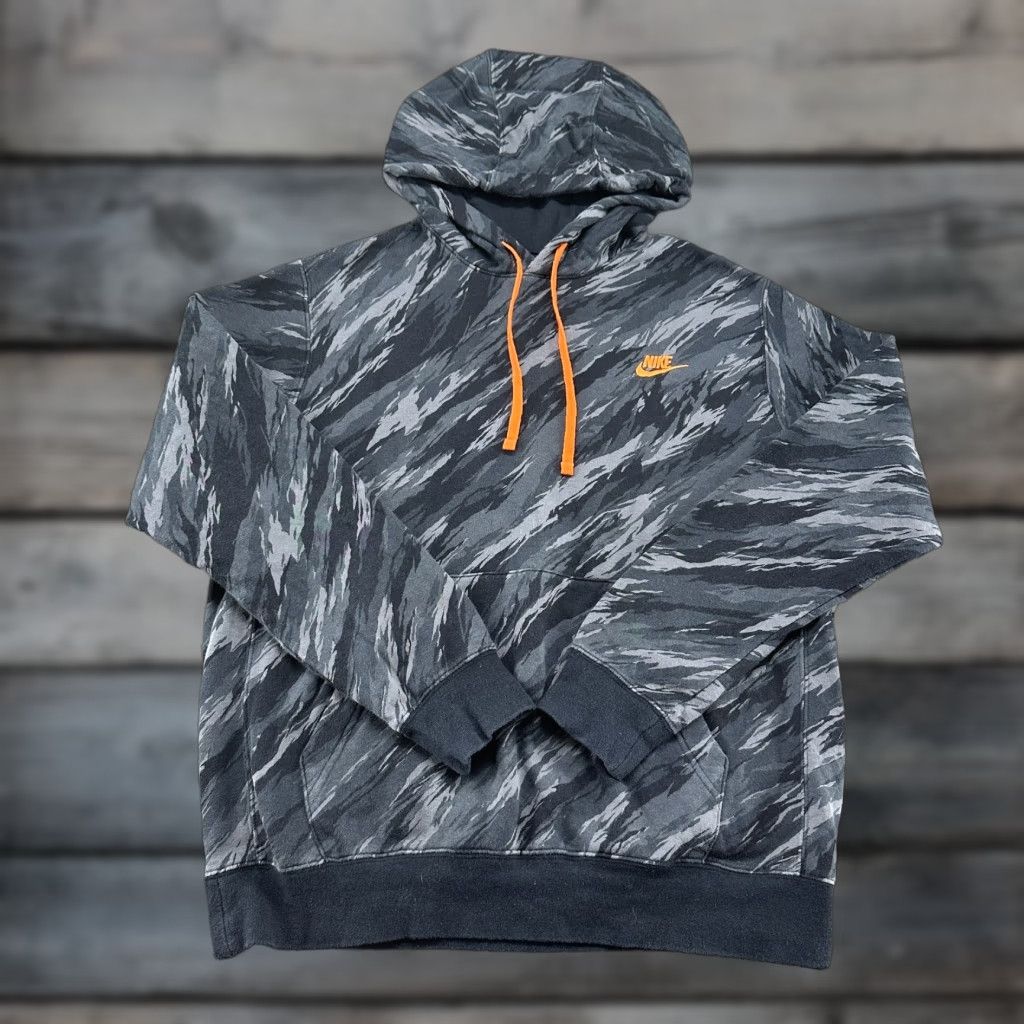 Nike Nike Hoodie Pullover Sweatshirt Mens M Black Grey Camo Swoosh Cotton Fleece Club Logo Pockets Sweatshirt Size US M / EU 48-50 / 2 - 1 Thumbnail