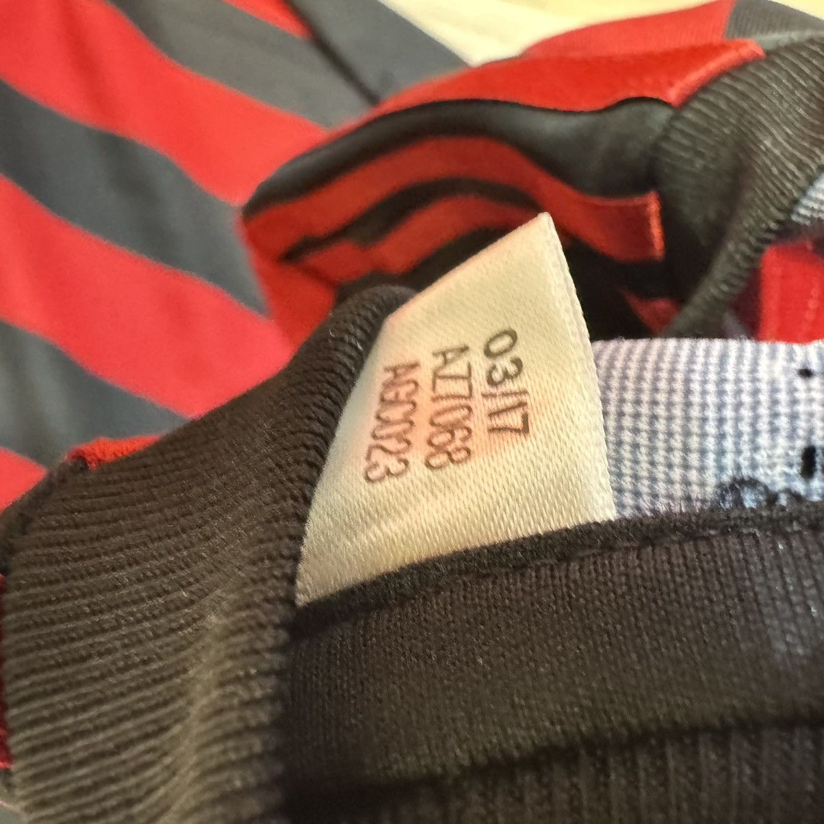 Adidas AC Milan 17/18 player issue home shirt #19 Bonucci Size US S / EU 44-46 / 1 - 10 Thumbnail