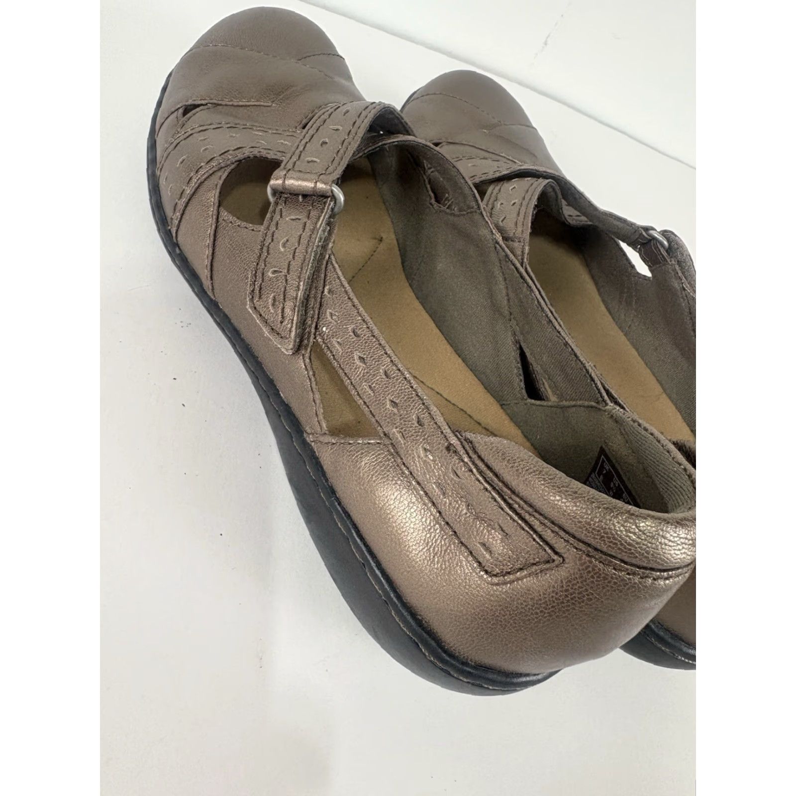 Clarks Clarks Sandals Slip-On Bronze Leather Womens Size 9.5W Size US 10 / IT 40 - 6 Thumbnail