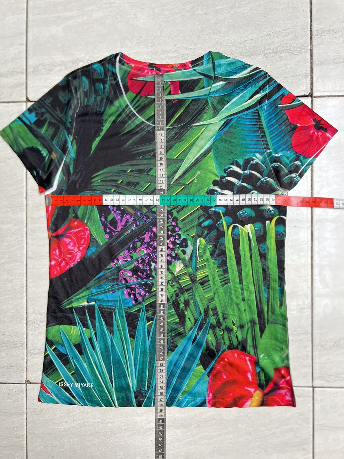 Issey Miyake Issey Miyake Motive Flower Garden T-shirt Size US XS / EU 42 / 0 - 2 Thumbnail