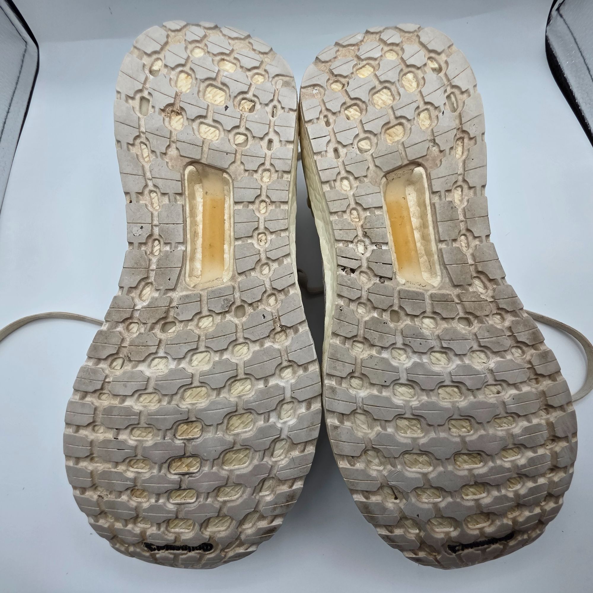 Adidas Adidas Ultraboost 20 Womens size 8 White Gold Athletic Shoes Size US 8 / IT 38 - 8 Thumbnail