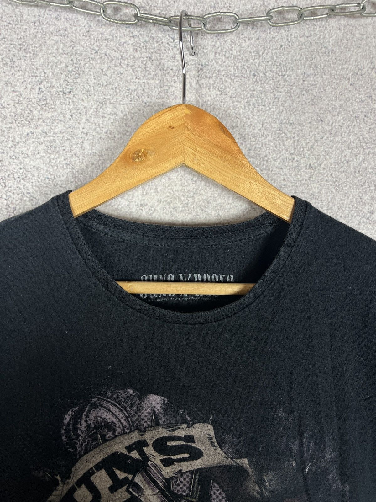 Band Tees Vintage Guns N’ RosesRock Band Tee Tour T-Shirt Size US M / EU 48-50 / 2 - 4 Thumbnail