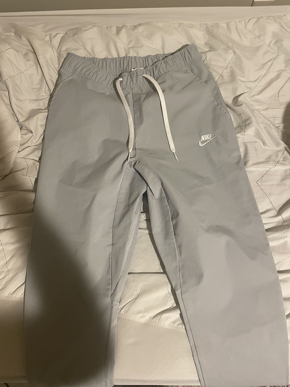 Nike Nike grey joggers loose fit Size US 32 / EU 48 - 1 Thumbnail