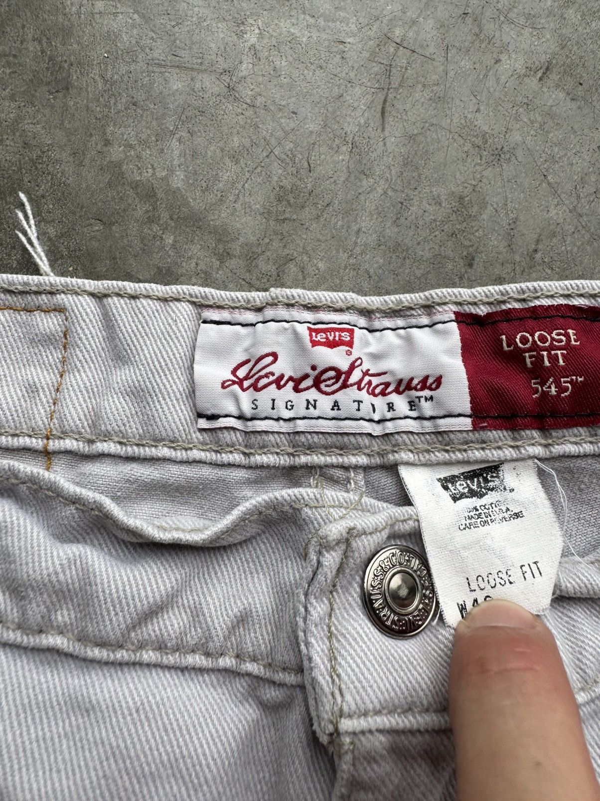 Levi's Vintage 90’s/2000’s Levi’s 545 Whote Distressed Jorts Size US 36 / EU 52 - 7 Thumbnail