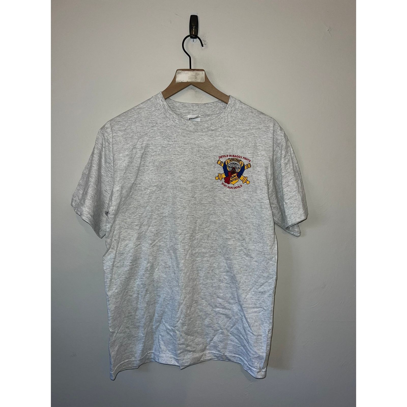 Anvil Vintage 1st Brigade Team Shirt Devils In Baggy Pants Tee M Size US M / EU 48-50 / 2 - 2 Thumbnail