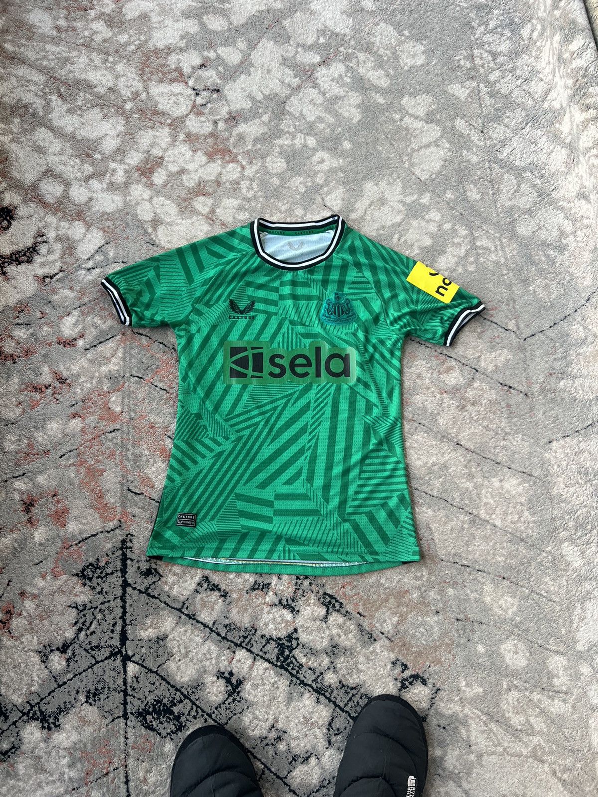 Other Castore NewCastle Jersey 2023 Size US M / EU 48-50 / 2 - 1 Thumbnail