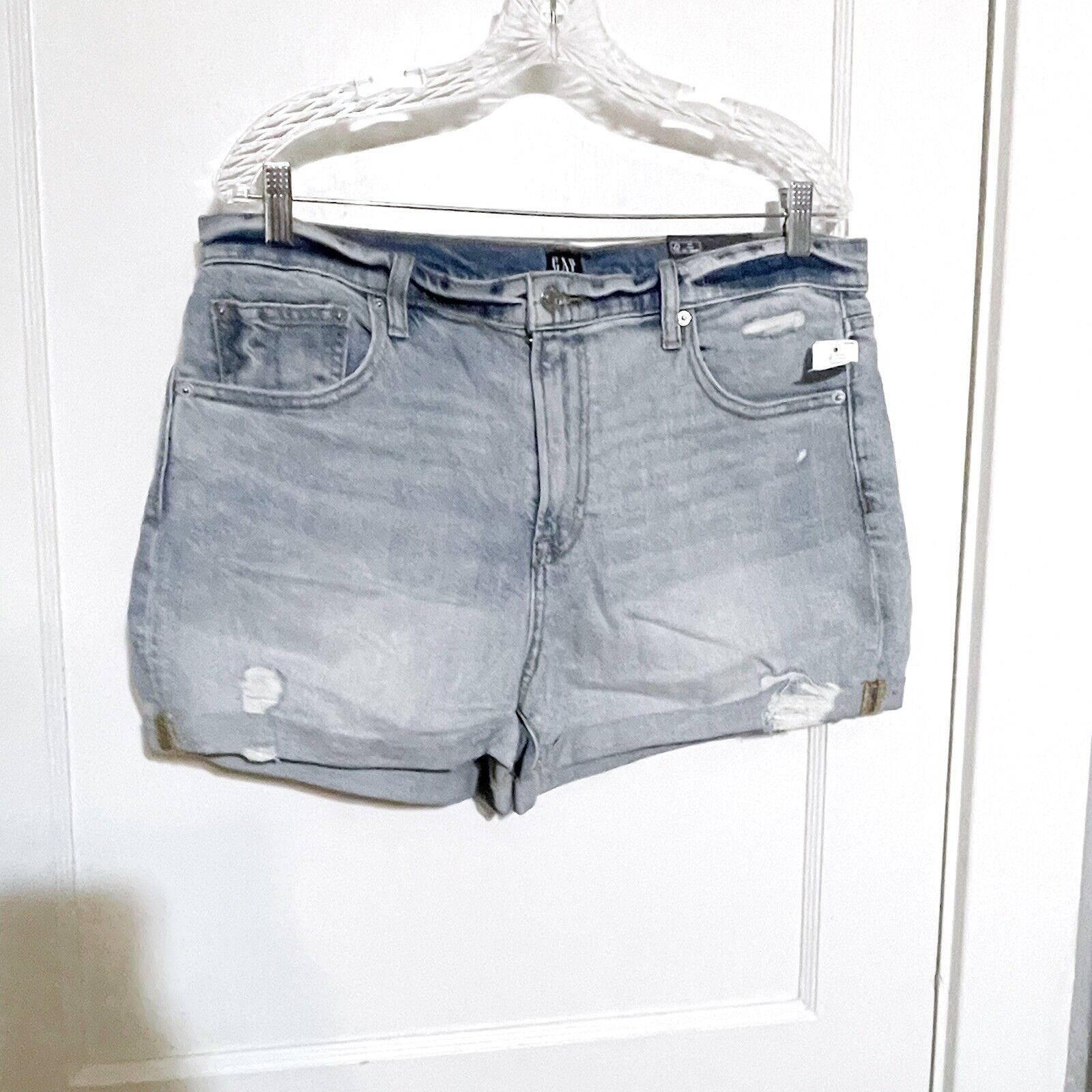 Gap Gap Denim high rise shorts 3” Inseam Women’s 32 Cuffed NEW Size 32" / US 10 / IT 46 - 1 Thumbnail