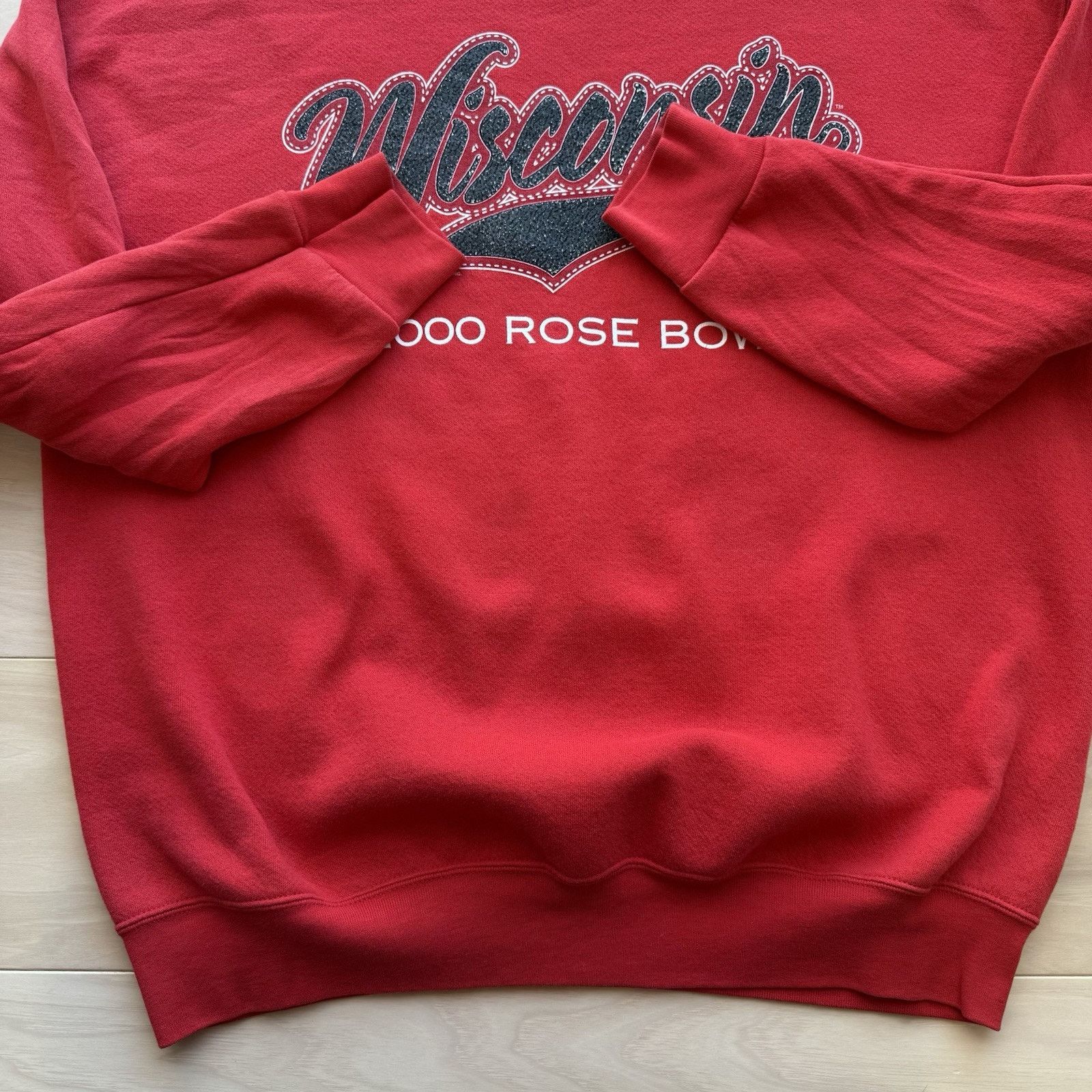 Vintage Vintage Wisconsin Badgers Sweatshirt XL Red Fleece Pullover Size US XL / EU 56 / 4 - 4 Thumbnail