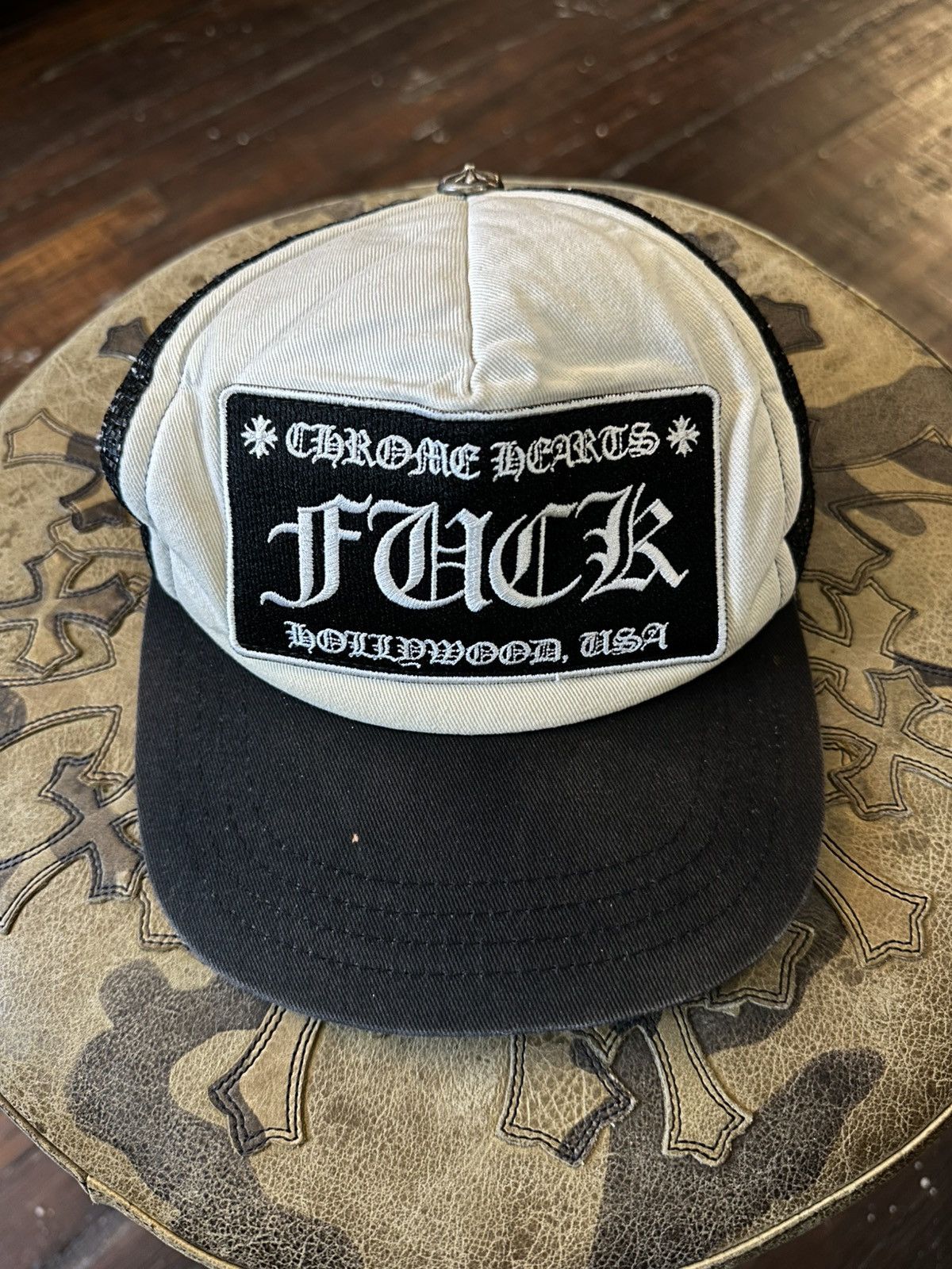 Chrome Hearts CHROME HEARTS THRASHED TRUCKER HAT Size ONE SIZE - 1 Thumbnail