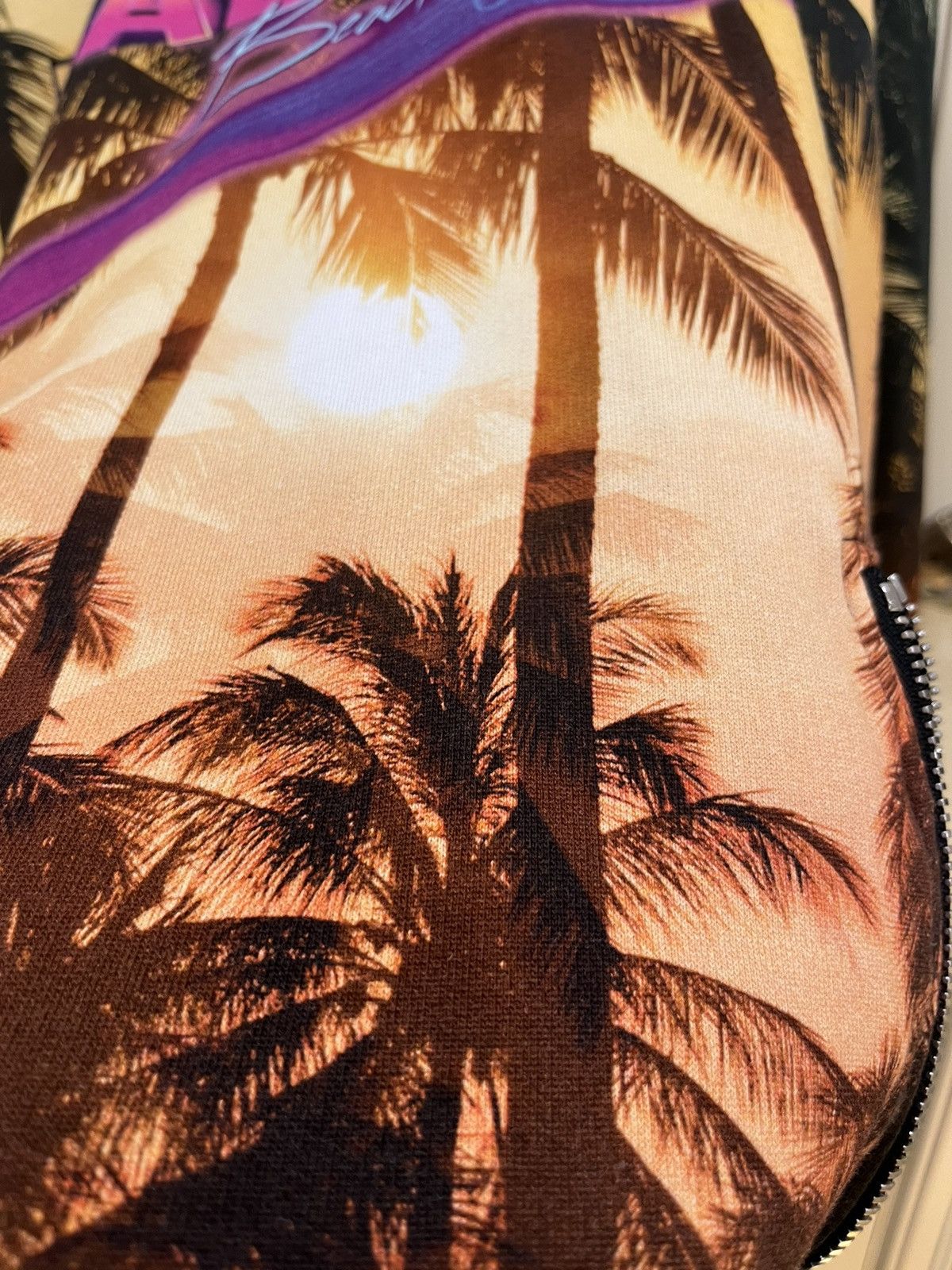 Balmain palm tree sunset print hoodie Sweater size m Size US M / EU 48-50 / 2 - 8 Thumbnail