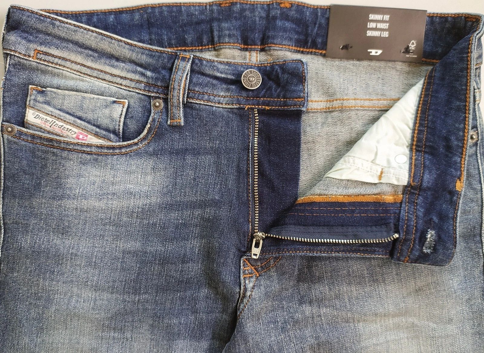 Diesel Diesel 1979 SLEENKER-R L.30 MENS JEANS T/9662 Size US 29 - 5 Thumbnail