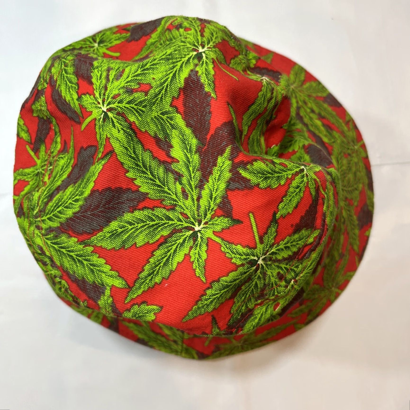 Vintage VINTAGE Top Level BUCKET Hat Unisex Adults One Size Cotton Canvas Marijuana Leaf Red Green Beach Casual 4/20 Size ONE SIZE - 6 Thumbnail