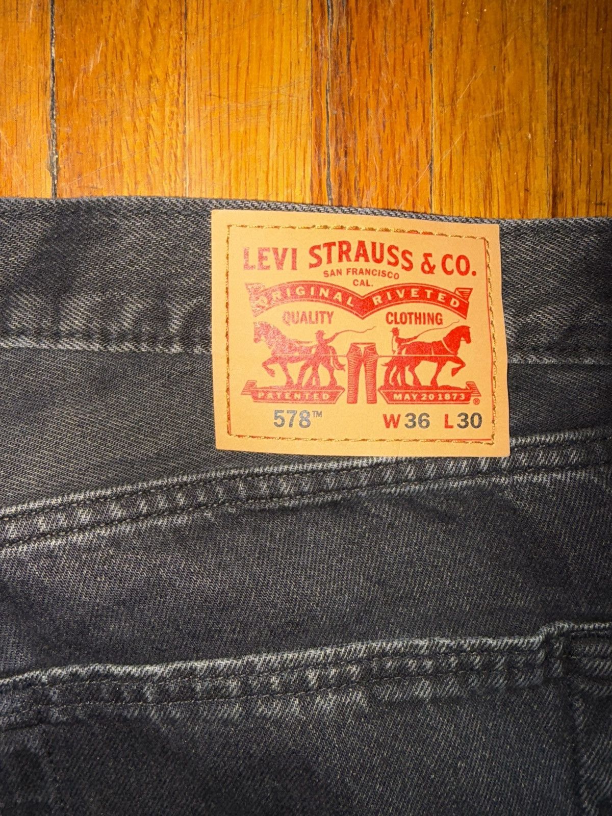 Levi's Levis Jeans 36W-32L Brand New Size US 36 / EU 52 - 3 Thumbnail