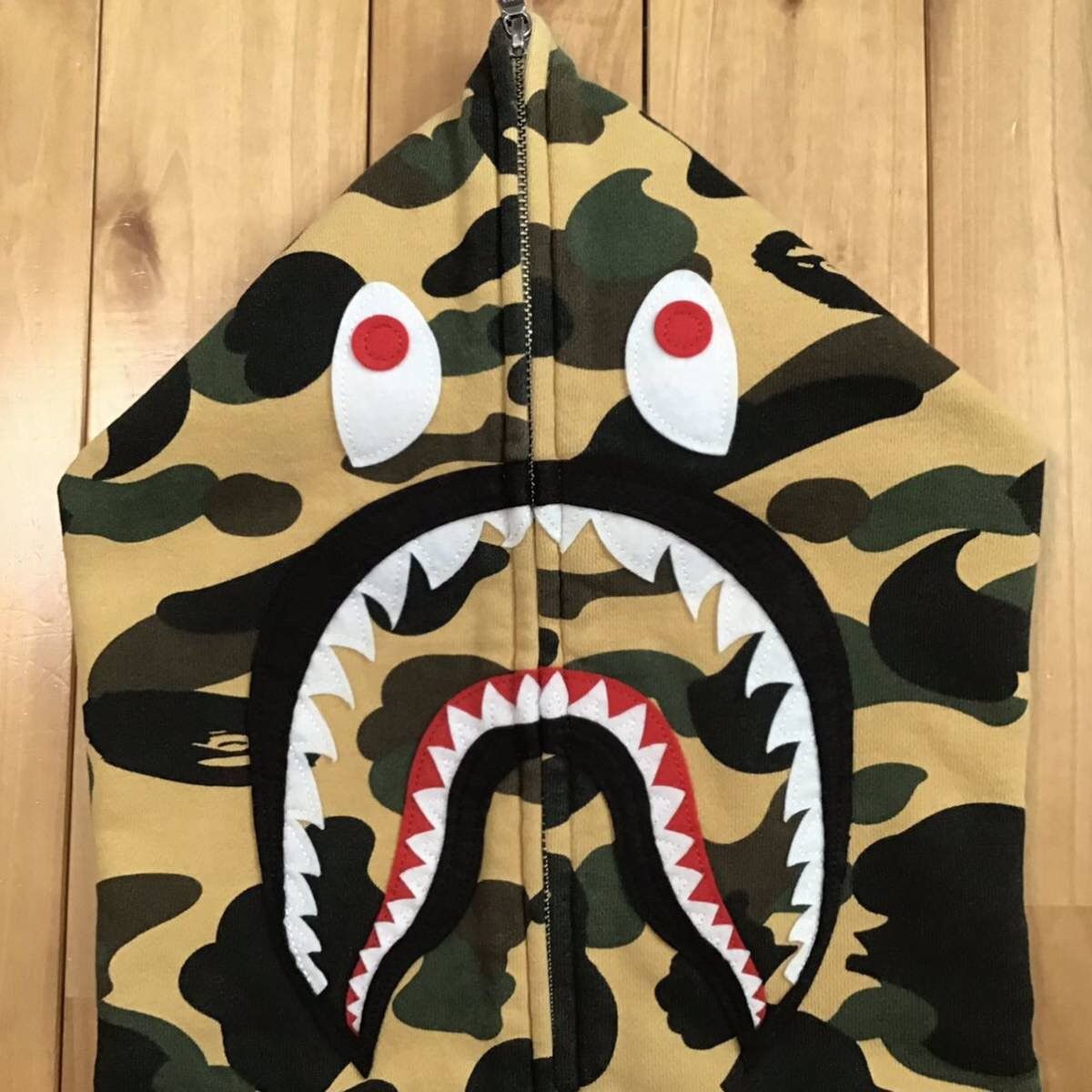 Bape BAPE 1st camo yellow shark full zip hoodie a bathing ape Size US XL / EU 56 / 4 - 3 Thumbnail