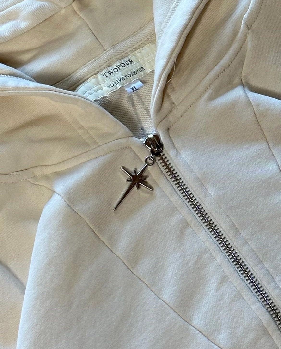 Other Cream zip up hoodie Size US M / EU 48-50 / 2 - 3 Thumbnail