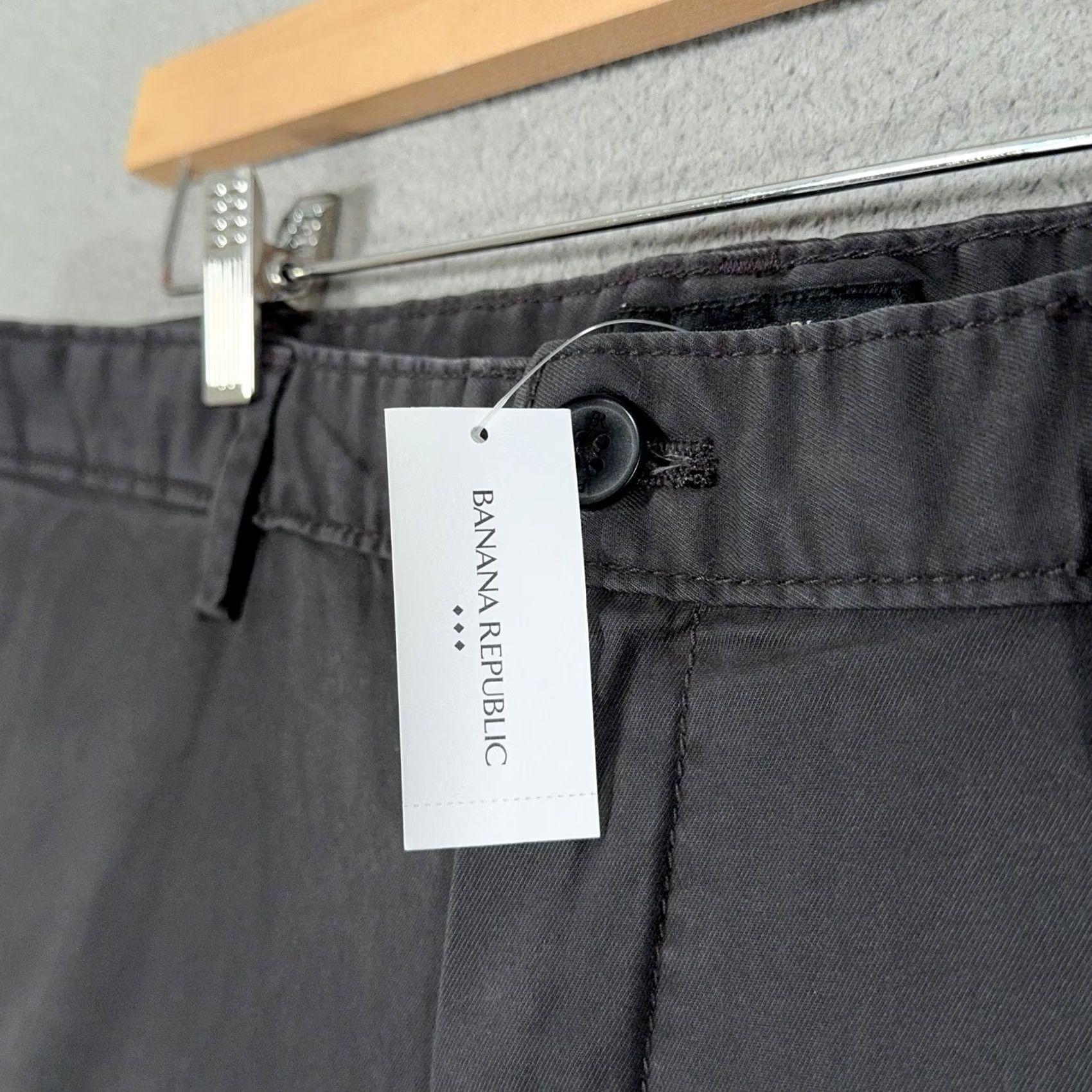 Banana Republic Banana Republic Pants Mens 38 Slim Lived-In Chino Gray 29 in Inseam Stretch Flat Front Zip Button Size US 38 / EU 54 - 5 Thumbnail
