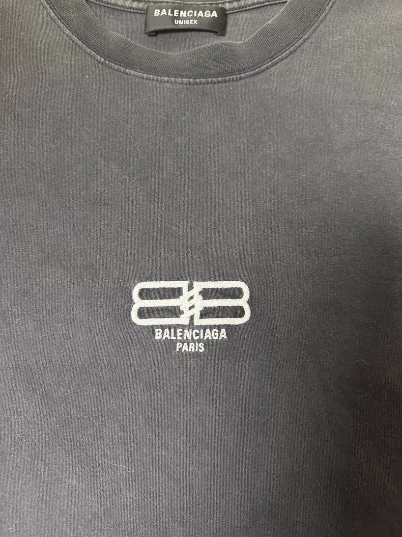 Balenciaga Balenciaga Distressed Snap Short Sleeve Size US M / EU 48-50 / 2 - 2 Thumbnail
