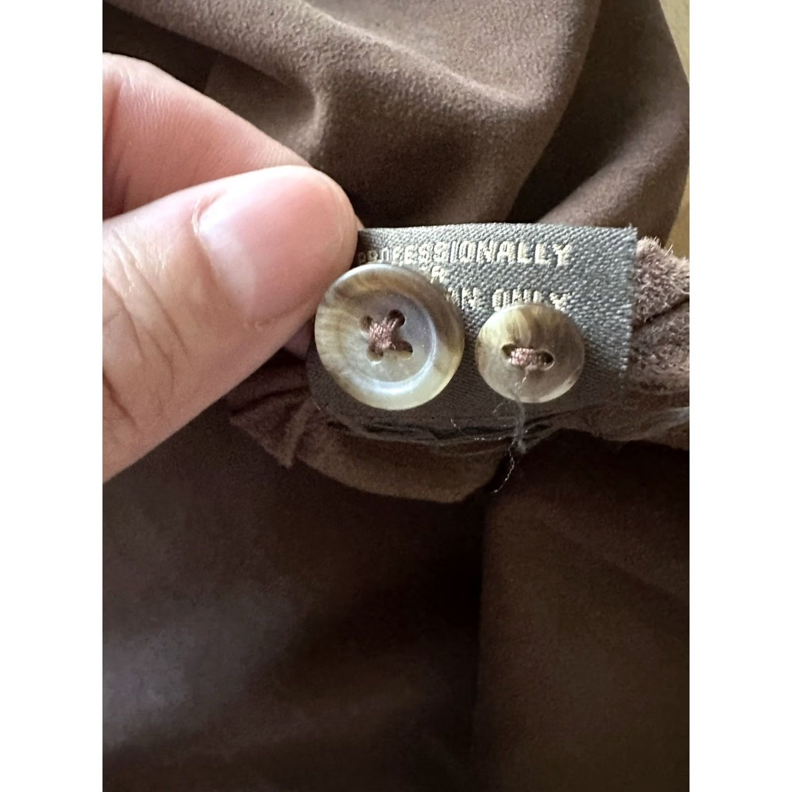 Vintage VINTAGE J.L Powell Brown Suede Leather Button-Up Shirt Jacket Men XL Brown Suede Leather Button-Up Shirt Jacket Men Brown XL 90s Vintage Mens Size US XL / EU 56 / 4 - 7 Thumbnail