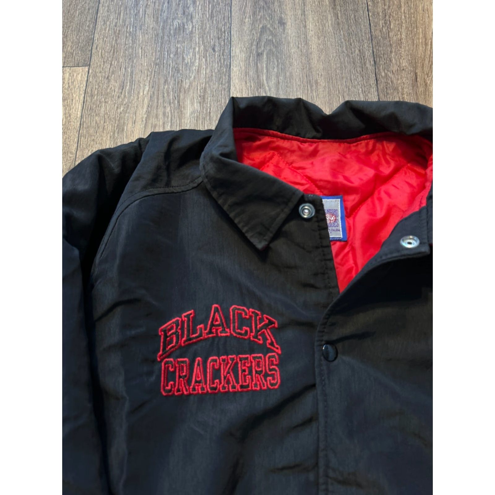 Starter VINTAGE Atlanta Black Crackers The Negro Leagues Starter Jacket Baseball MLB Jacket XL Men Black Nylon Puffer 30” Length 27” Pit to Pit Baseball MLB Size US XL / EU 56 / 4 - 5 Thumbnail
