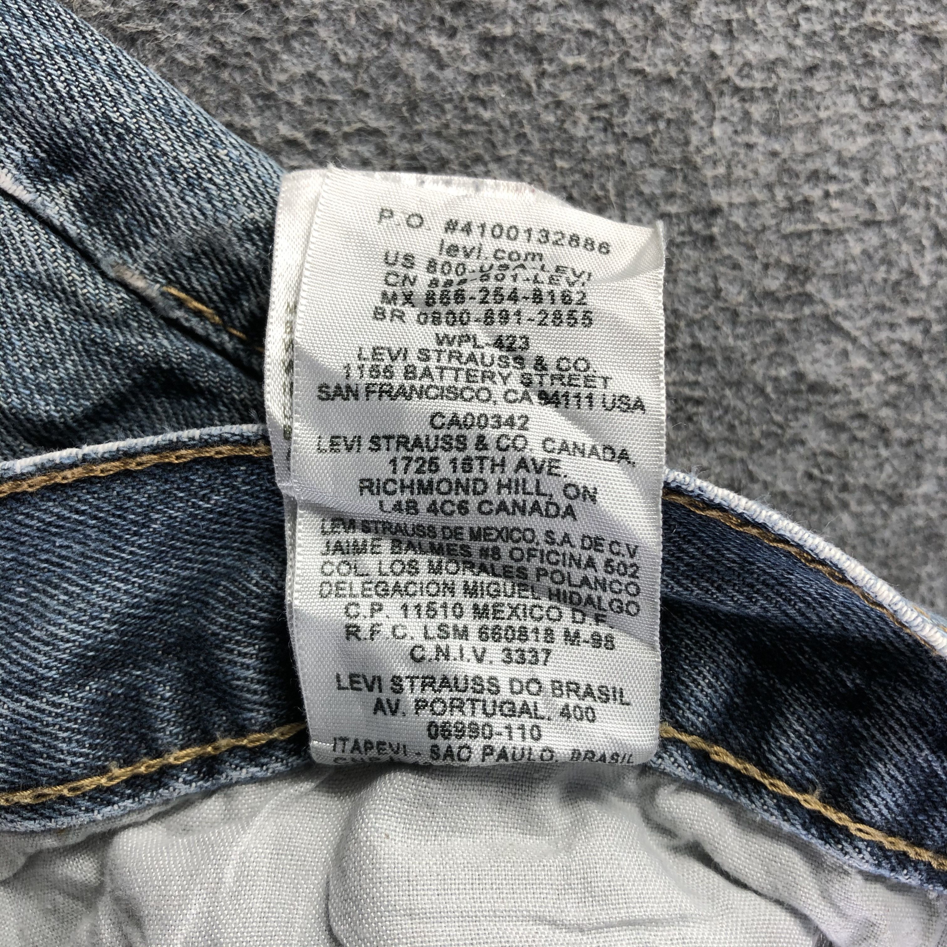 Levi's Vintage Levis 559 Jeans-J4324 Size US 39 - 12 Thumbnail