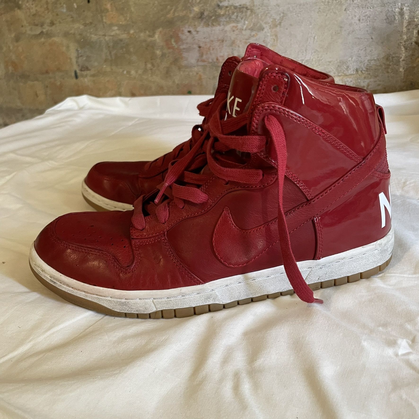 Nike Nike Dunk TZ High-Tops - Red Patent Leather Size US 10.5 / EU 43-44 - 4 Thumbnail