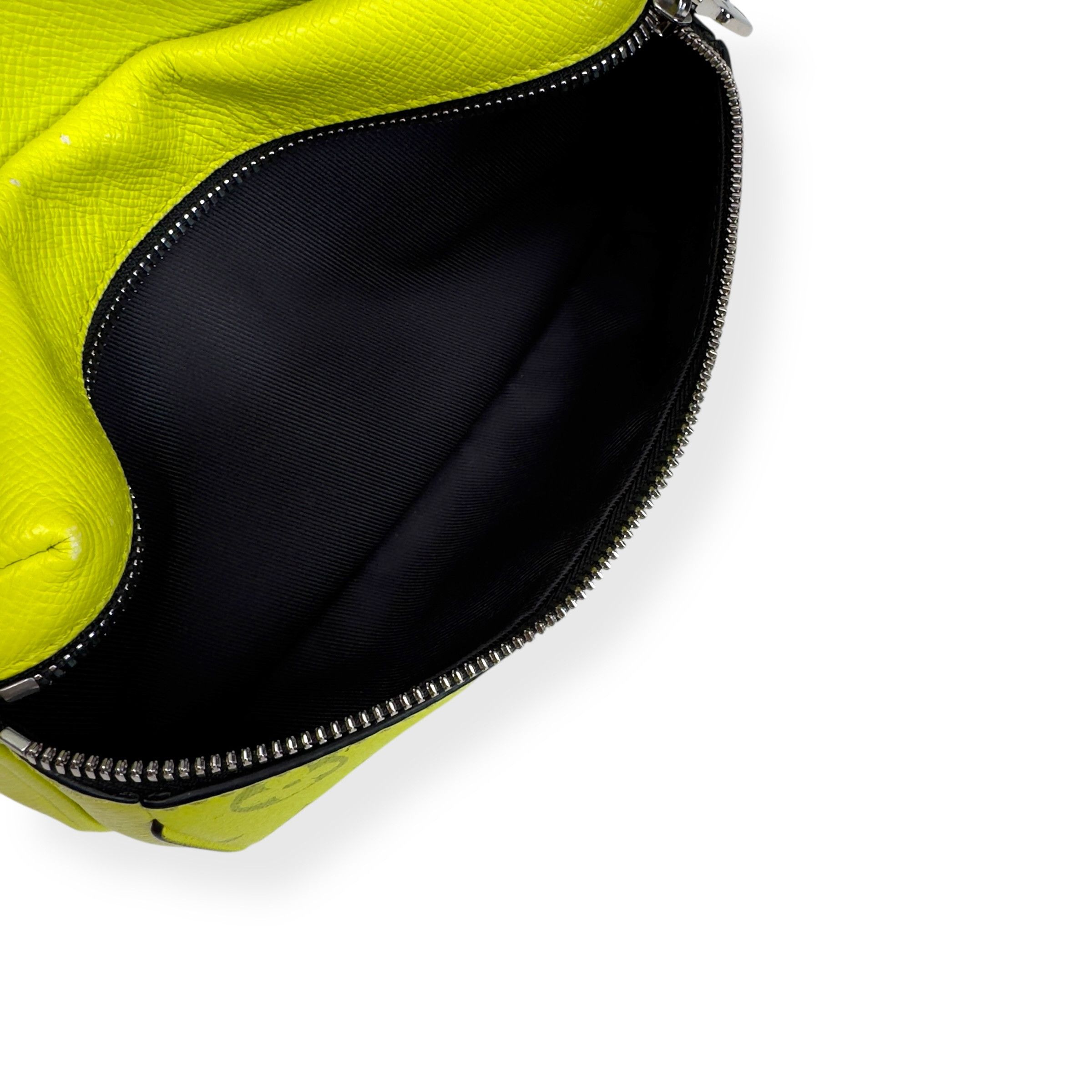 Louis Vuitton LOUIS VUITTON MONOGRAM TAIGARAMA BUM BAG YELLOW S Size ONE SIZE - 11 Thumbnail