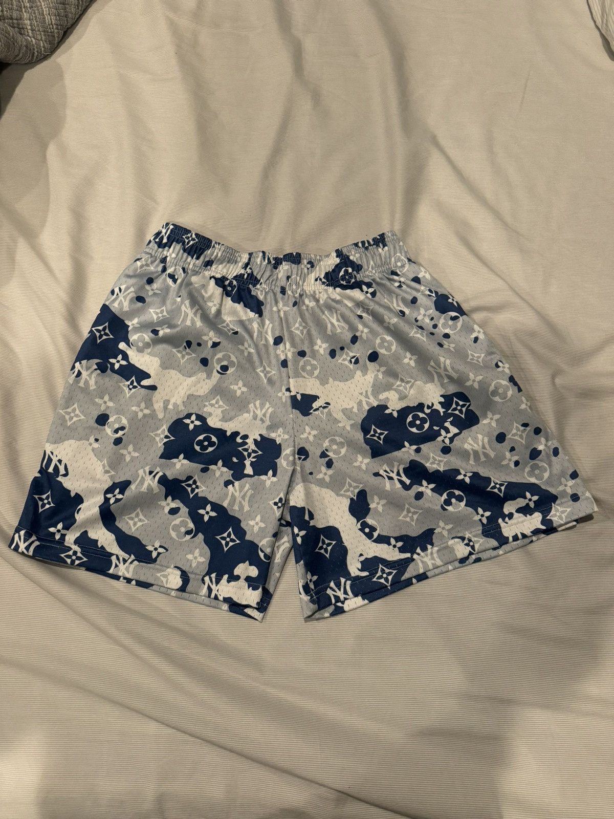 Bravest Studios Bravest Studios yankees shorts Size US 31 - 2 Thumbnail