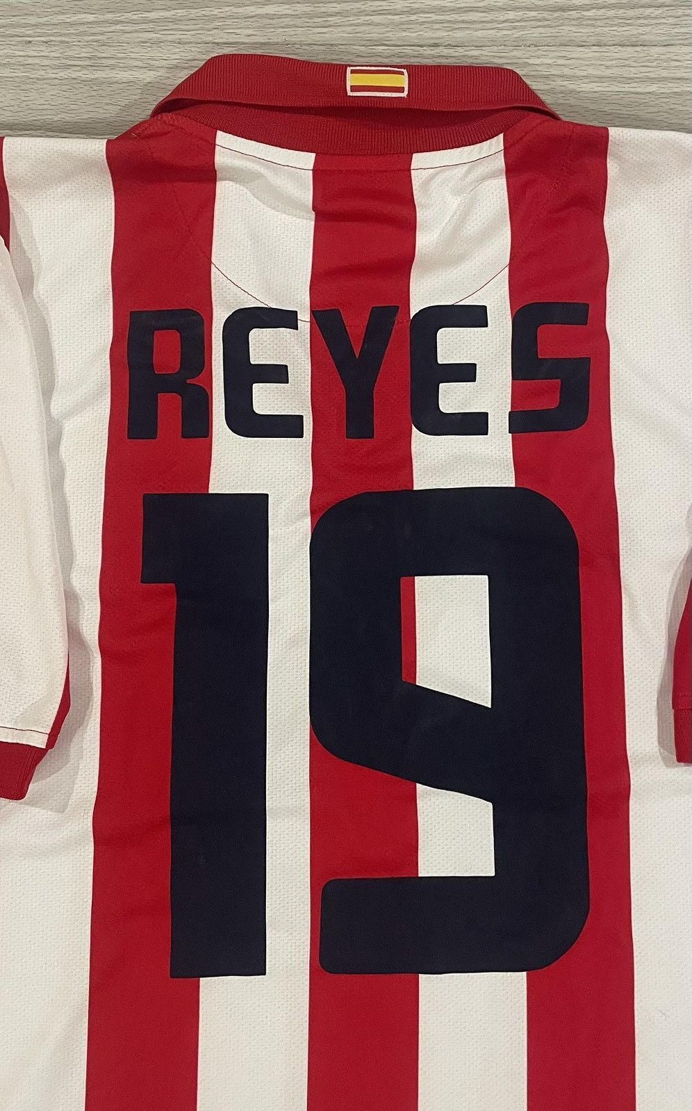 Nike Nike 2010/11 Atletico Madrid Reyes #19 Soccer Jersey Mens XL Size US XL / EU 56 / 4 - 8 Thumbnail