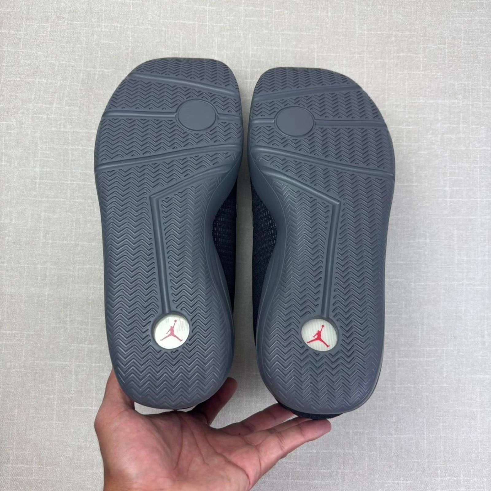 Jordan Brand 🐞 Jordan Eclipse “Black University Red” 13M Size US 13 / EU 46 - 5 Thumbnail