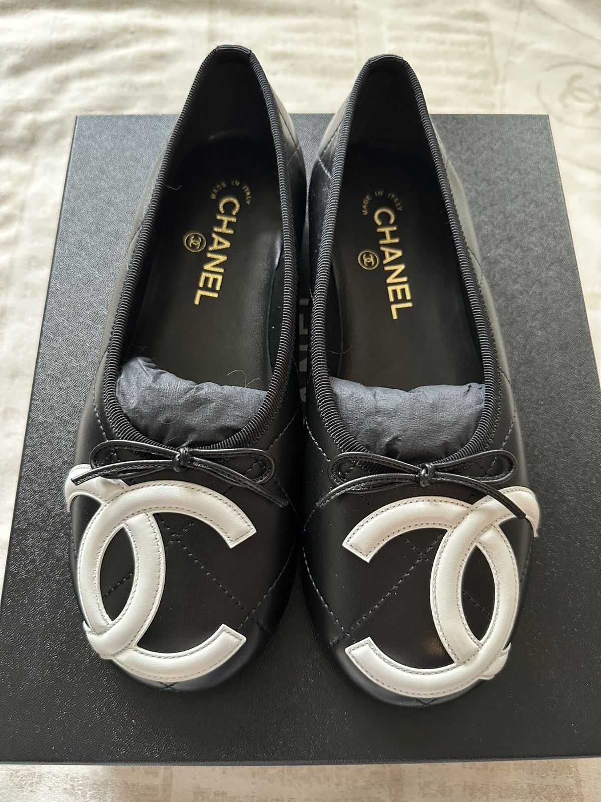 Chanel chanel 26M coco beach cambon flat black color size 38 Size US 8 / IT 38 - 1 Thumbnail