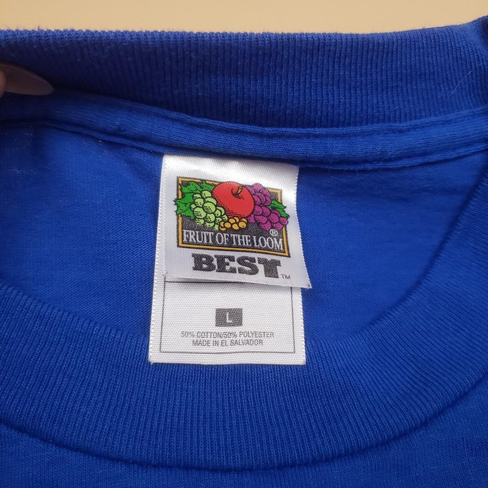 Vintage Vintage 90s Embroidered Diversity Friendship School T Shirt Size US L / EU 52-54 / 3 - 5 Thumbnail