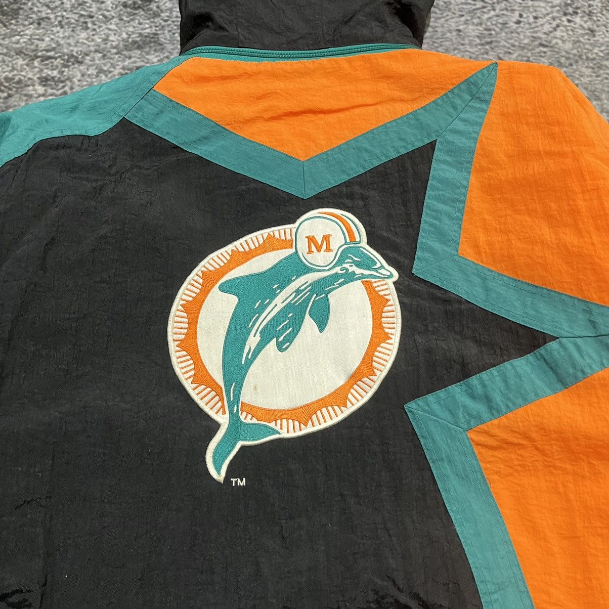 Apex One Vintage 90s Miami Dolphins Apex One NFL Puffer Jacket XL Size US XL / EU 56 / 4 - 10 Thumbnail