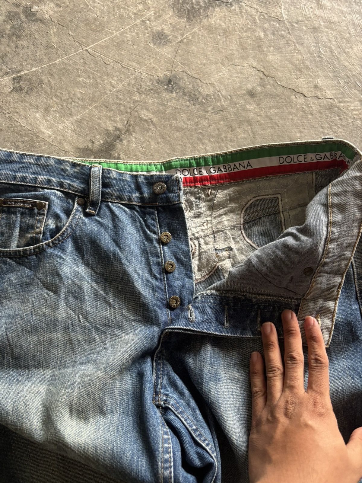Dolce & Gabbana DOLCE & GABBANA vintage big logo archive italy jeans Size US 34 / EU 50 - 5 Thumbnail