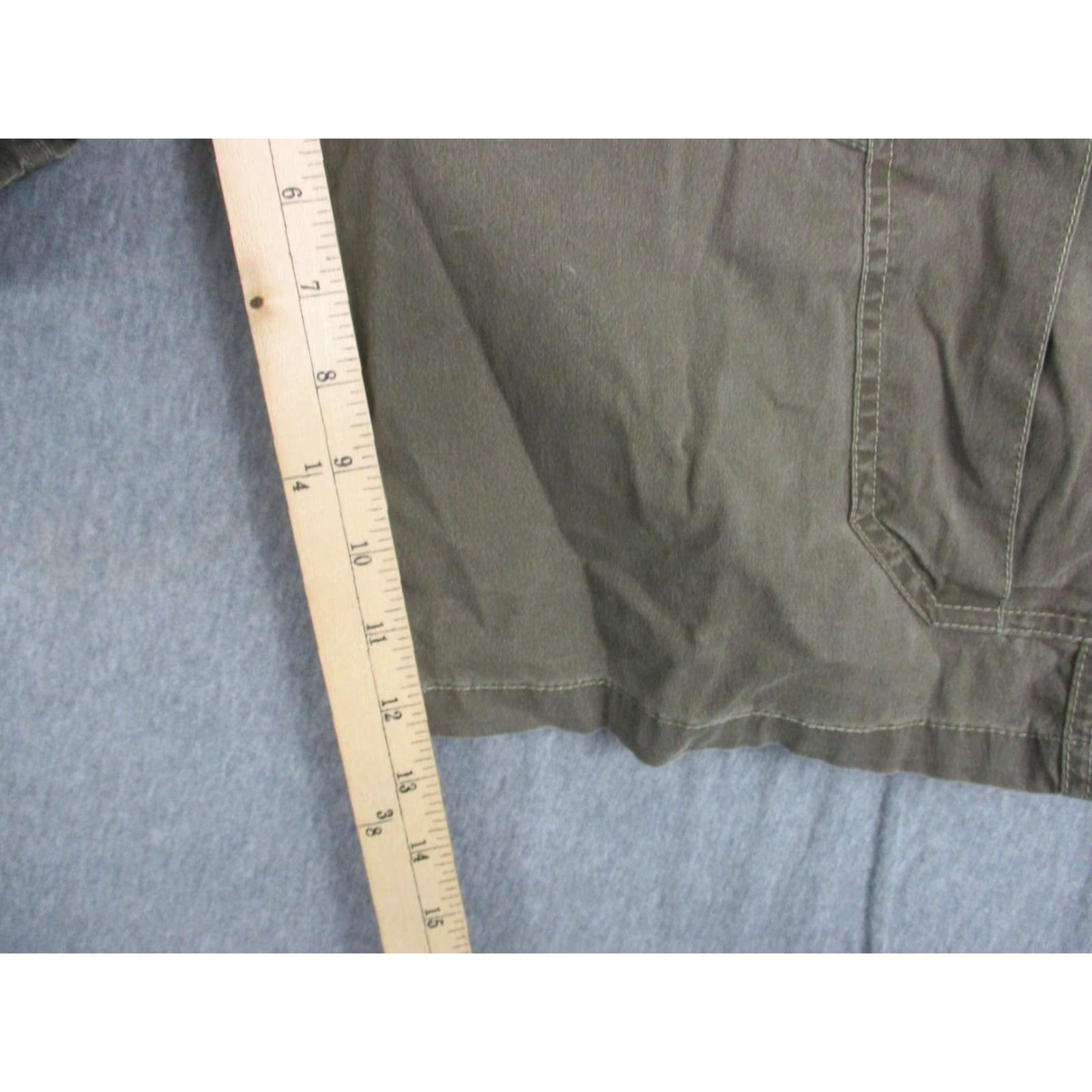 Vintage Kühl Cargo Shorts Mens 36 Green Utility Outdoor Hiking Pockets Rugged Cotton Size US 36 / EU 52 - 4 Thumbnail