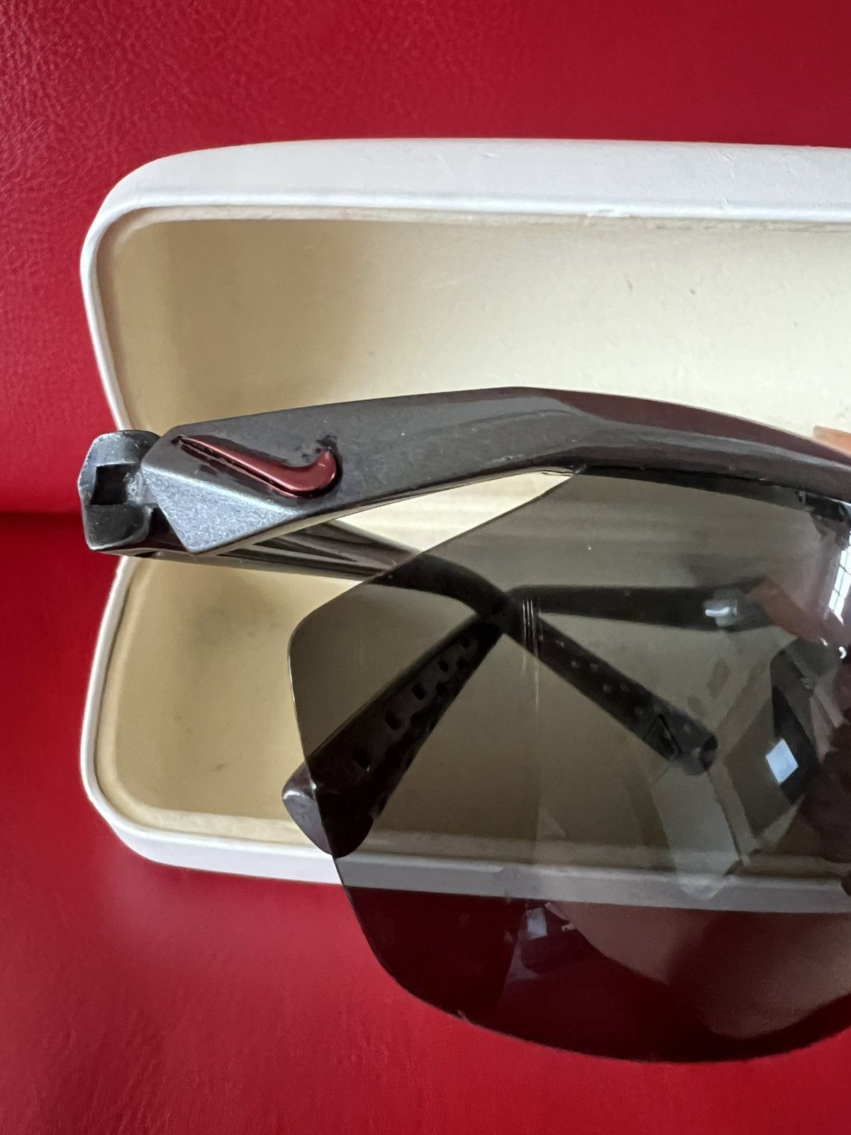 Nike Vintage Nike Tailwind EV0491 Sunglasses Red Swoosh Size ONE SIZE - 2 Thumbnail