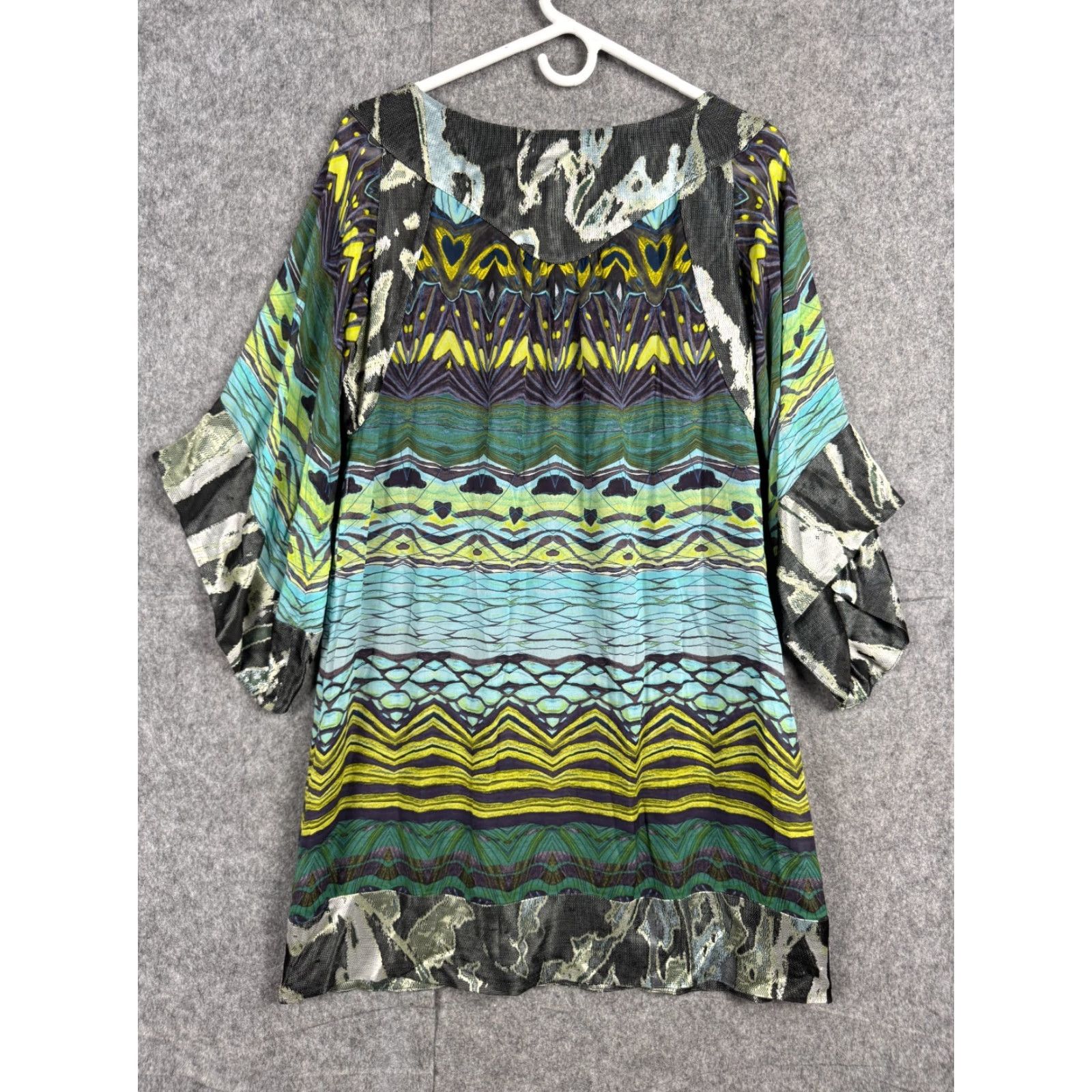 Diane von Furstenberg Diane von Furstenberg Silk Dress Women 4 Short Bell Sleeve Party/Cocktail Casual Multicolor Floral 3/4 Sleeve Button Neck Split Retro 4 Womens Size S / US 4 / IT 40 - 2 Thumbnail