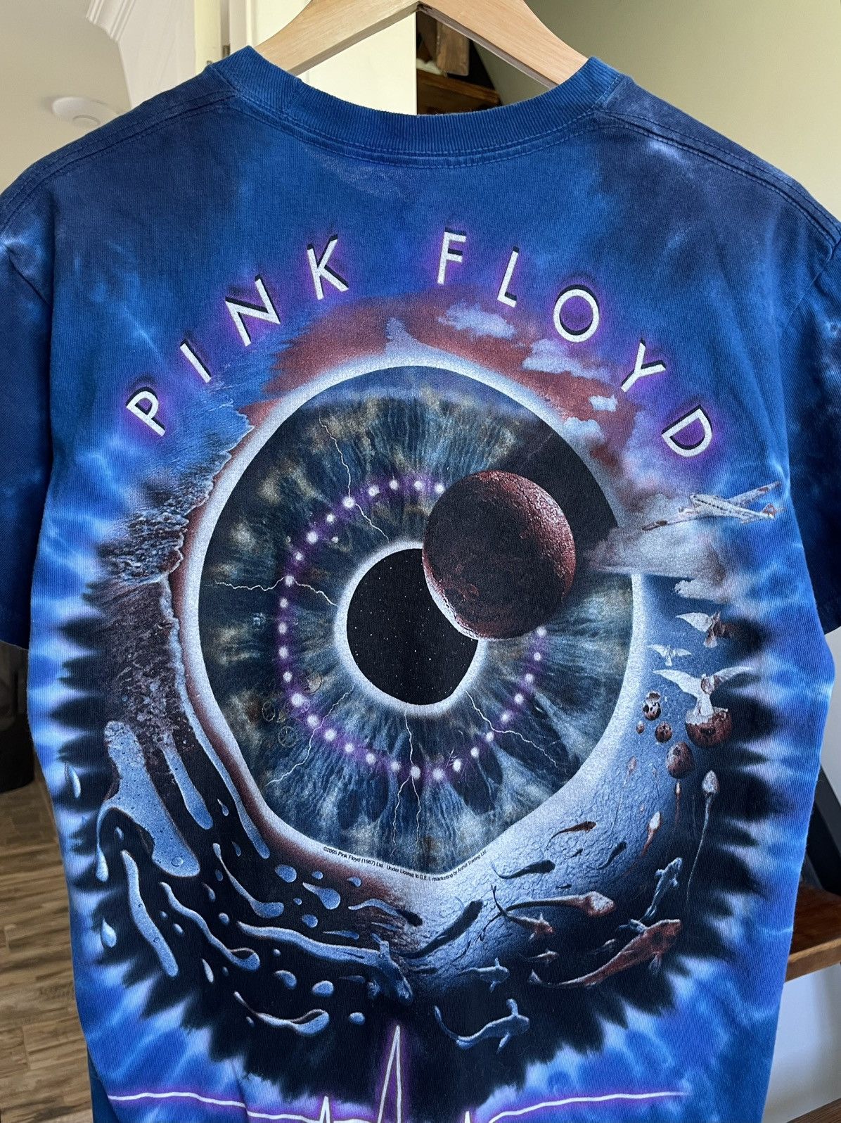 Band Tees × Liquid Blue × Pink Floyd Pink Floyd Vintage 2005 Liquid Blue Tie Dye Pulse Band Tee Size US S / EU 44-46 / 1 - 6 Thumbnail