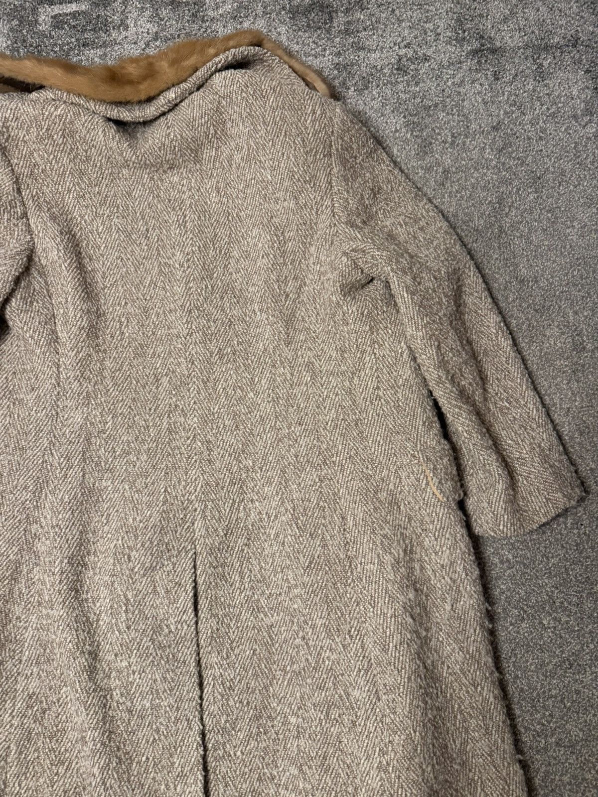 Giorgio Armani Giorgia Armani Wool & Mink fur overcoat Vintage Size M / US 6-8 / IT 42-44 - 12 Thumbnail