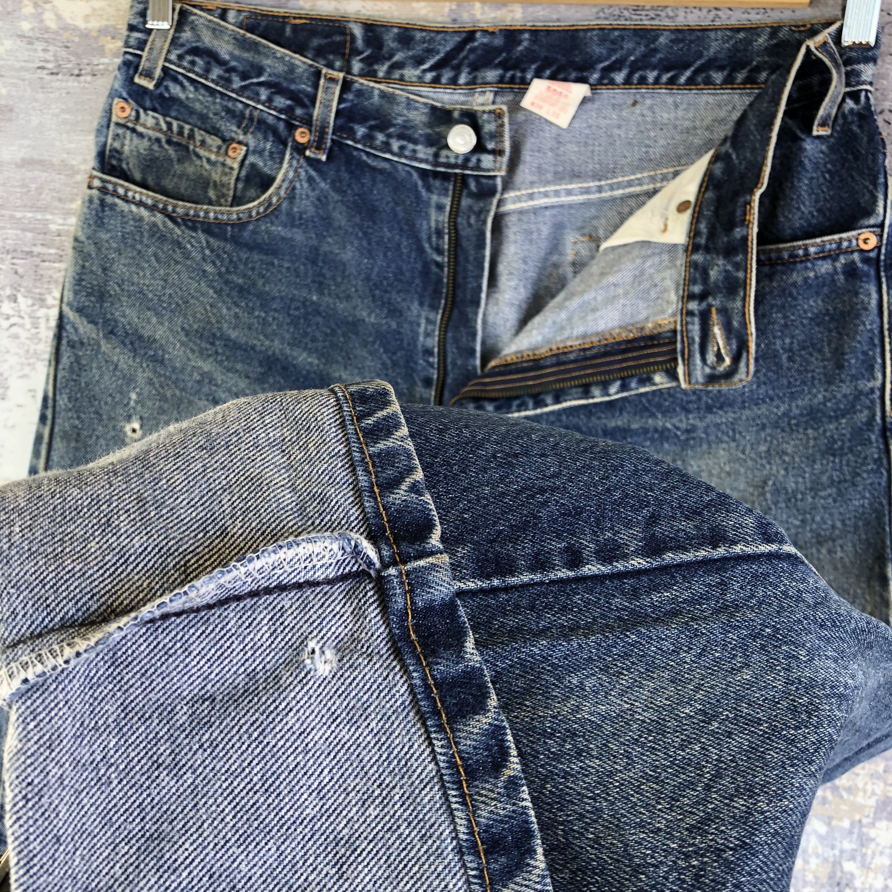 Levi's Vintage Dirty Levis 505 Jeans Stonewash Levi's Faded Denim Size US 34 / EU 50 - 8 Thumbnail
