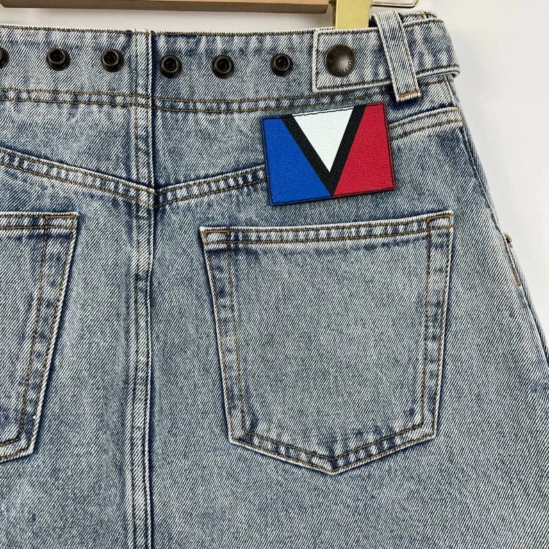 Louis Vuitton Louis Vuitton Leather denim skirt at the back skirt Size 35" - 6 Thumbnail