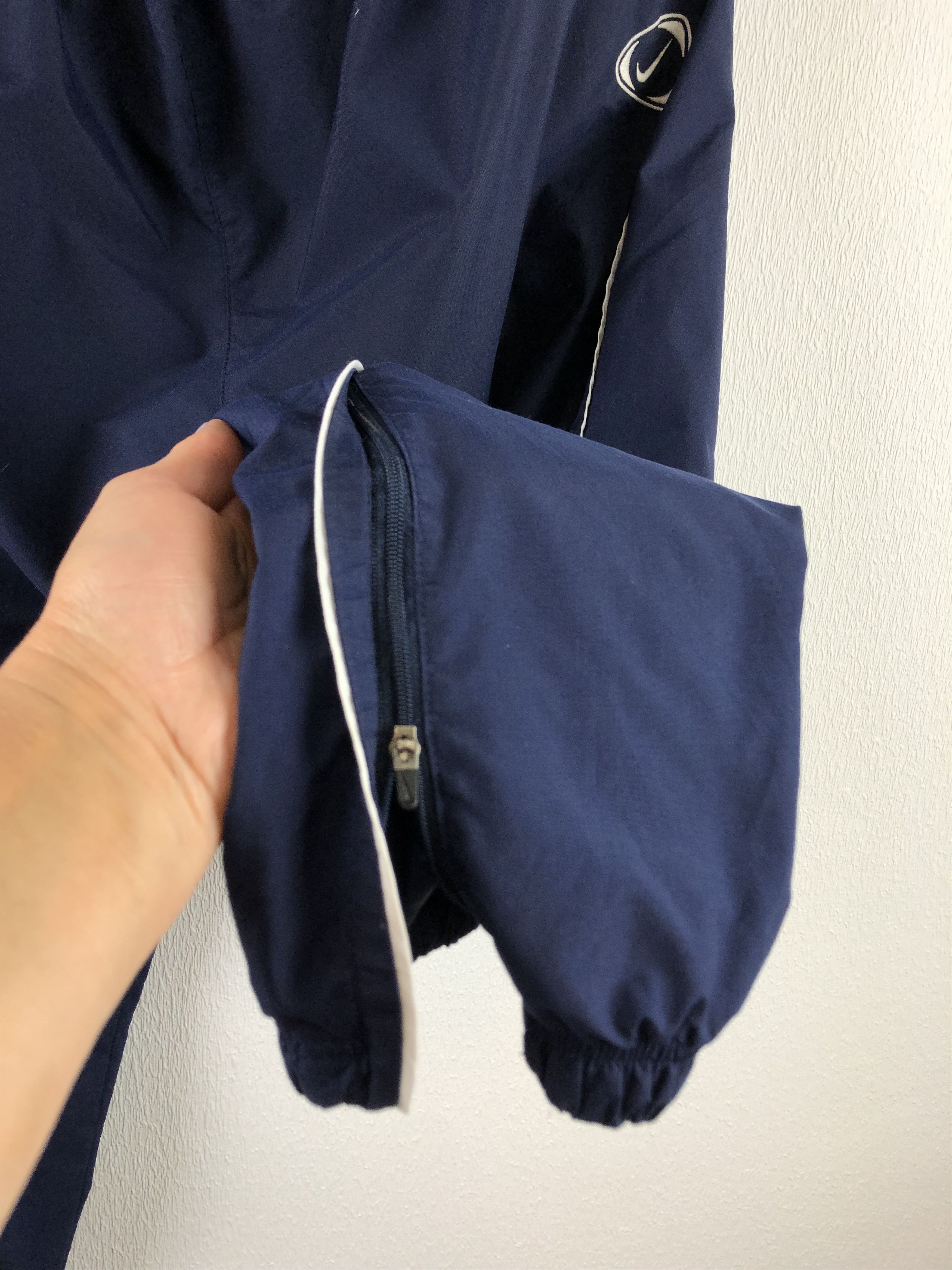 Nike × Vintage Vintage Nike Nylon Track Pants Sweatpants Rare Size XXL Size US 42 / EU 58 - 4 Thumbnail