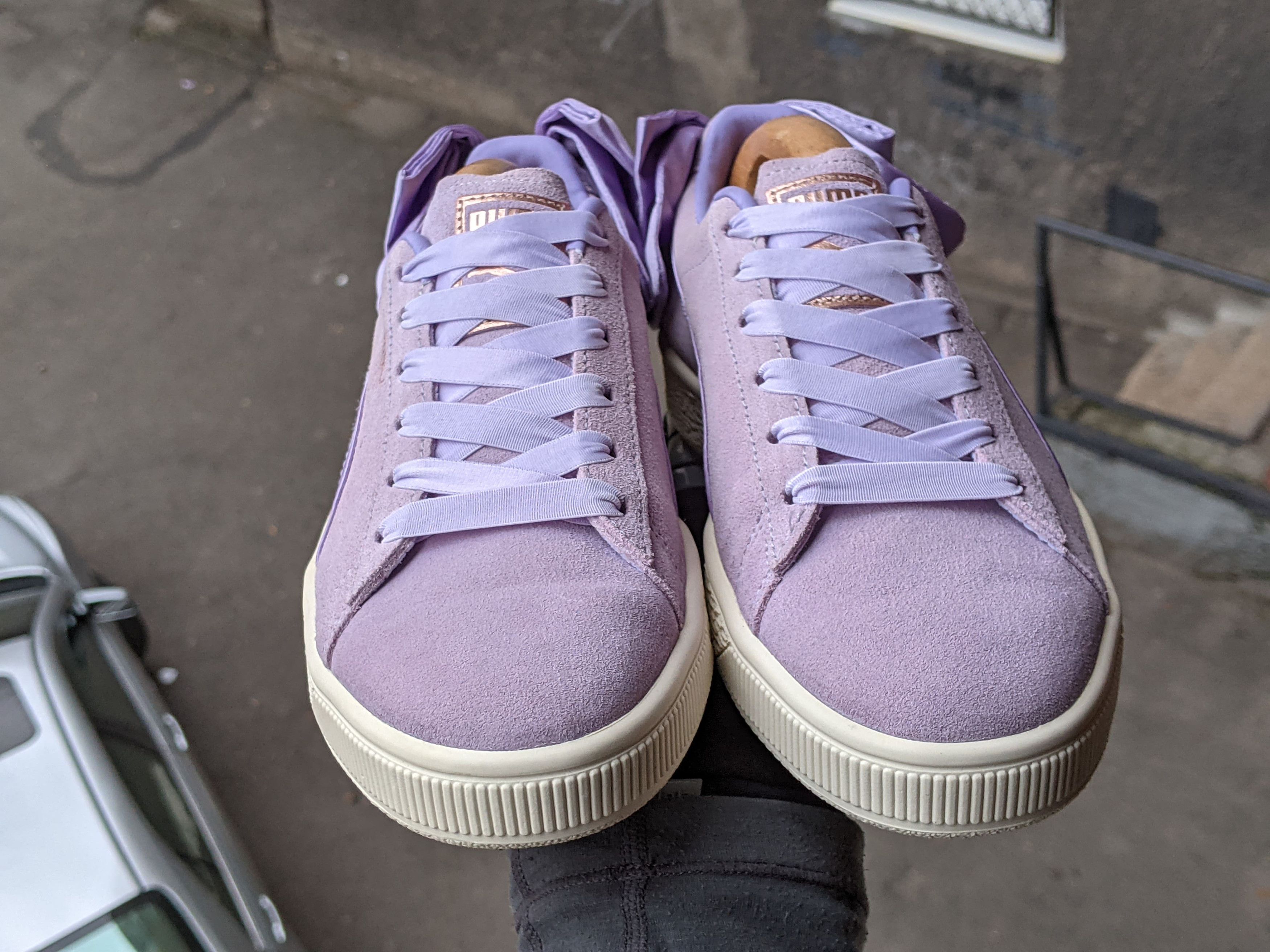 Puma *NEW* Puma Suede Bow Womens Sneaker Clyde Cat MCM Rhuigi Size US 8.5 / IT 38.5 - 9 Thumbnail