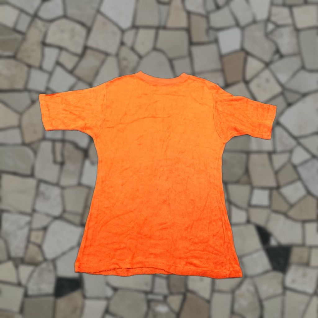 CLOT VINTAGE Beeline Shirt Women’s Medium Orange Terry Cloth Crew Neck 60s Top - 60s, Made USA, Short Sleeves, Pullover, Casual Size M / US 6-8 / IT 42-44 - 1 Thumbnail