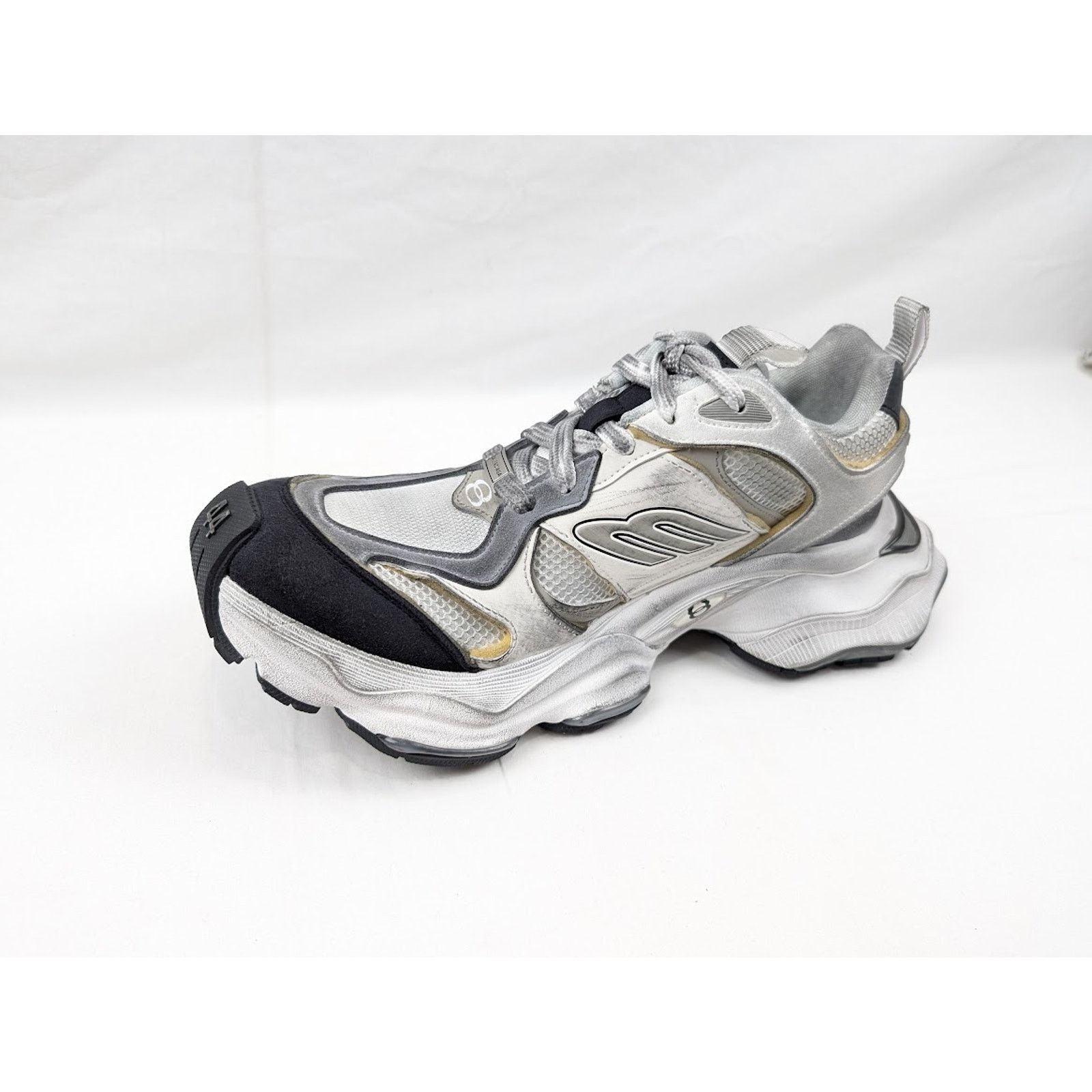 Balenciaga o1rshd1 Suede Mesh Cargo Sneakers in White/Grey Size US 8 / EU 41 - 9 Thumbnail