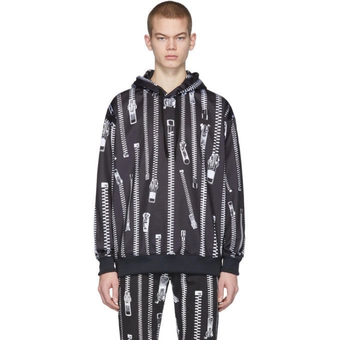 Moschino o1y0225 Logo Hoodie in Black/White Size US S / EU 44-46 / 1 - 1 Thumbnail