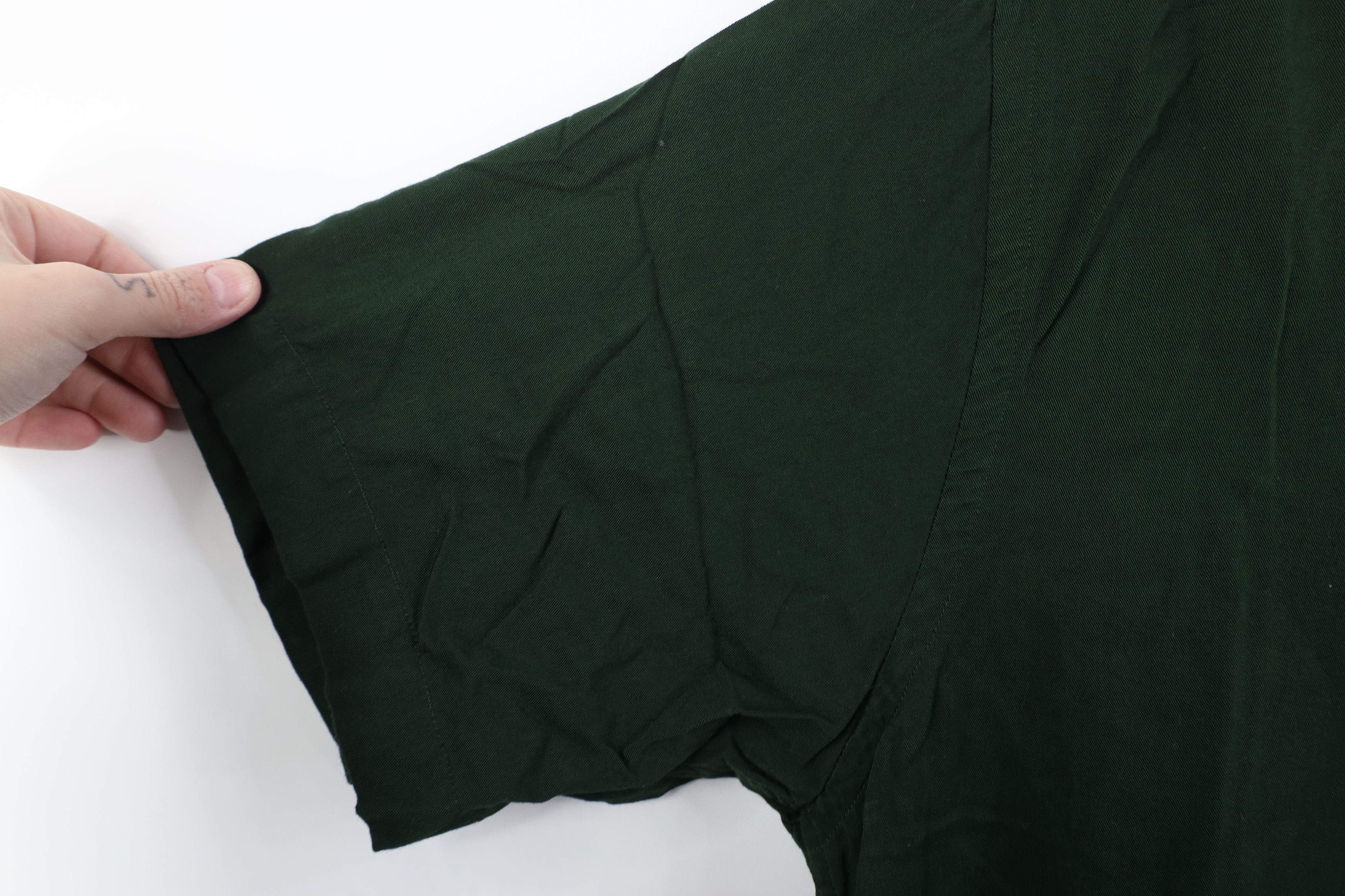 Vintage Vintage 90s Streetwear Gabardine Short Sleeve Button Shirt Size US M / EU 48-50 / 2 - 6 Thumbnail