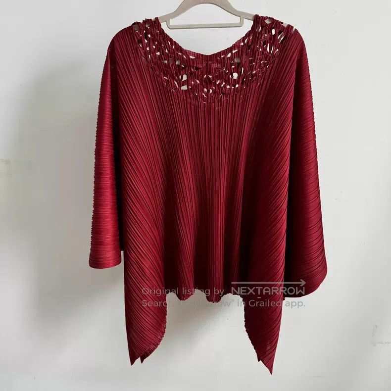 Issey Miyake Issey Miyake size:one size Red Long Sleeve Size S / US 4 / IT 40 - 2 Thumbnail